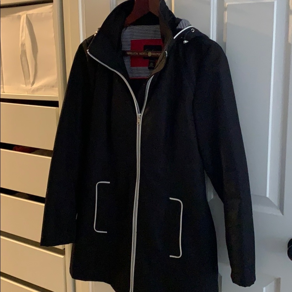 Black and white women’s raincoat medium